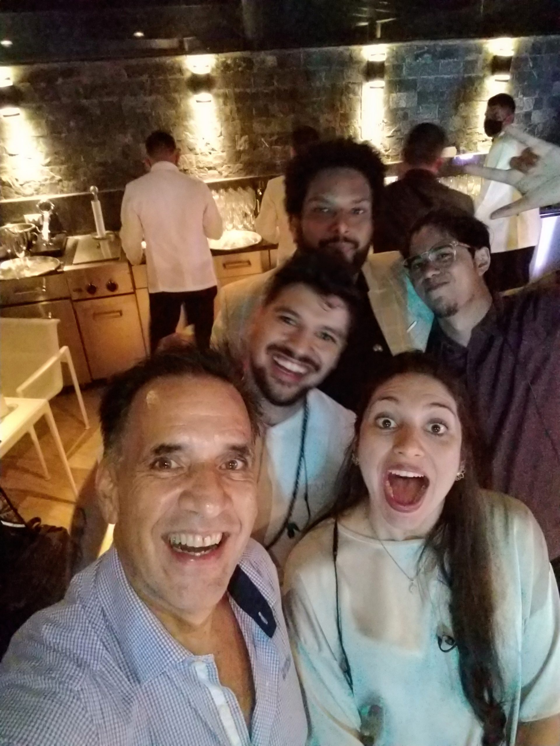 De Fiesta con Cayiao de fiesta con cayiao