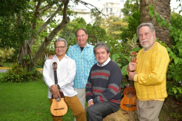 Serenata Guayanesa interpreta Viajera del Río