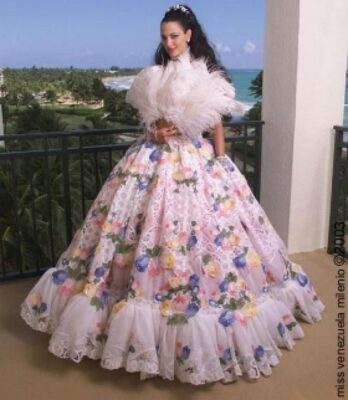 Dama Antañona por Houston Latin American Phylharmonic