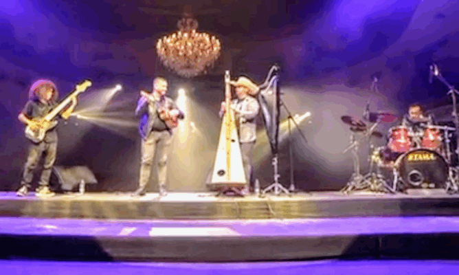 Alex Martínez "Arpa Martínez"